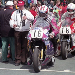 Paul Hunt (Yamaha) 1995 Formula One TT