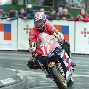 Paul Hunt (Yamaha) 2000 Production TT