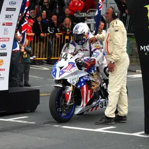 Paul Shoesmith (BMW) 2014 Senior TT Paul Shoesmith (BMW) 2014 Senior TT