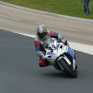 Paul Shoesmith (Yamaha) 2009 Senior TT Paul Shoesmith (Yamaha) 2009 Senior TT
