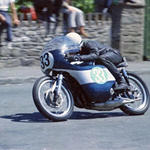 Paul Smart (Yamaha) 1968 Lightweight TT