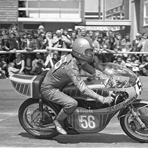 Pete Casey (Yamaha) 1975 Junior TT