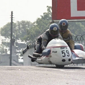 Pete Coney & Brian Leigh (APT Yamaha) 1978 Sidecar TT