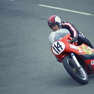 Pete Welfare (Suzuki) 1974 Senior Manx Grand Prix