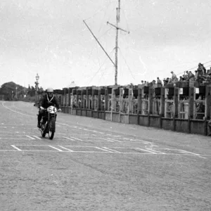 Peter Bagshaw (Matchless) 1950 Junior Clubman TT