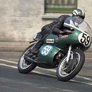 Peter Berwick (Aermacchi) 1970 Junior TT