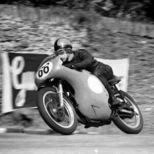 Peter Bettison (Norton) 1962 Junior Manx Grand Prix