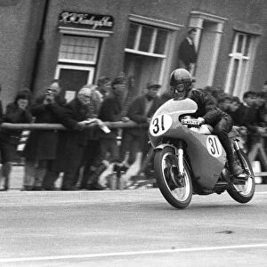 Peter Bettison (Norton) 1964 Senior TT