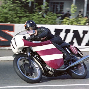 Peter Butler (Triumph) 1967 750cc Production TT