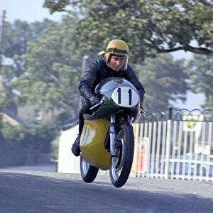Peter Daw (Matchless Metisse) 1971 Senior Manx Grand Prix