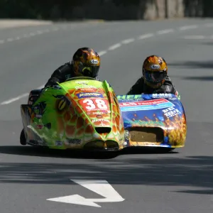 Peter Farrelly & Jason Miller (MR Equipe Suzuki) 2008 Sidecar TT