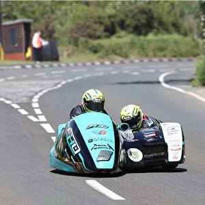 Peter Founds & Jevan Walmsley (Honda LCR) 2022 Sidecar TT