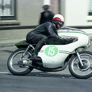 Peter Inchley leave Parliament Square: 1967 Lightweight TT
