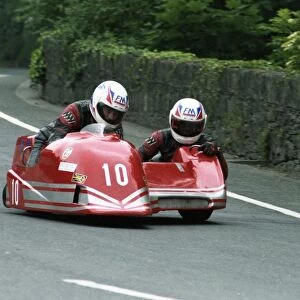 Peter Krukowski & Chris McGahan (Ireson) 1992 Sidecar TT