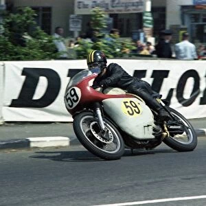 Peter Richards (Norton) 1967 Senior TT