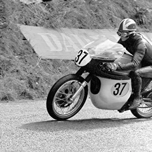 Peter Williams (Matchless) 1966 Senior TT