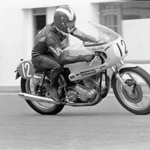 Peter Williams (Norton) 1971 Production TT