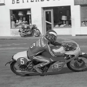 Peter Williams (Norton) 1972 Production TT