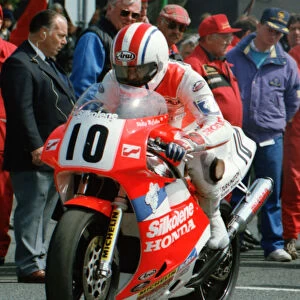 Philip McCallen (Honda) 1991 Senior TT