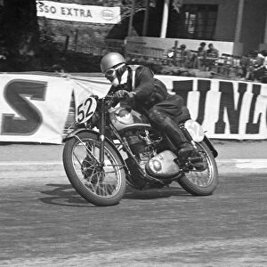 Philip Palmer (BSA) 1953 Junior Clubman TT