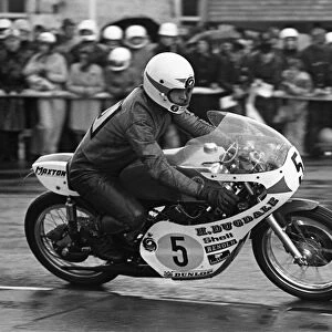 Bill Rae (Dugdale Yamaha) 1975 Senior TT