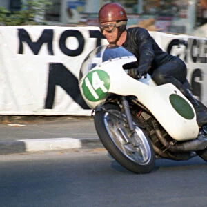 Ray Ashcroft (Yamaha) 1968 Lightweight Manx Grand Prix