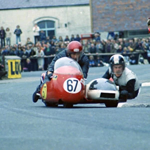 Ray Bell & Gordon Russell (Konig) 1974 750sc TT