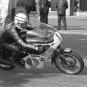 Ray Pickrell (Triumph) 1972 Production TT