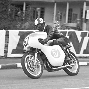 Raymond Spinks (Yamaha) 1966 Lightweight Manx Grand Prix