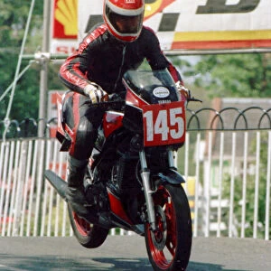 Richard Kneen (Yamaha) 1986 Production C TT