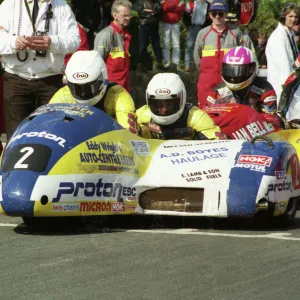 Rob Fisher leaves the line: 1995 Sidecar Race A