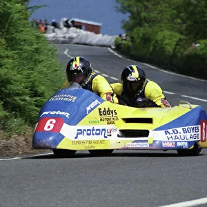 Rob Fisher & Mike Wynn (Jacobs Yamaha) at Tower Bends: 1994 Sidecar Race B