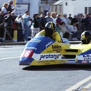 Rob Fisher & Mike Wynn leave Parliament Square: 1994 Sidecar Race A