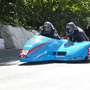 Rob Handcock & Ken Edwards (Shelbourne) 2009 Sidecar TT