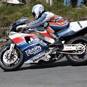Rob Holden (Yamaha) 1992 Formua One TT