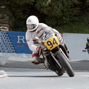 Rob Robinson (Yamaha) 1992 Senior Manx Grand Prix