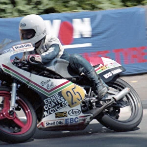 Robert Dunlop (Yamaha) 1985 Senior TT