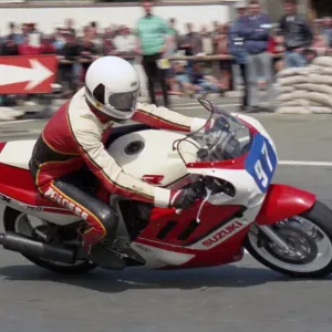 Robert Sanders Suzuki 1988 Production B TT
