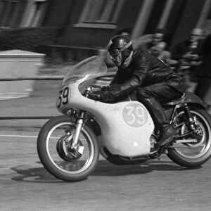 Bill Roberton (AJS) 1959 Junior TT