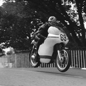 Robin Dawson (Matchless) 1962 Senior Manx Grand Prix