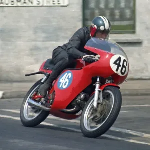 Robin Duffty (Aermacchi) 1970 Junior TT