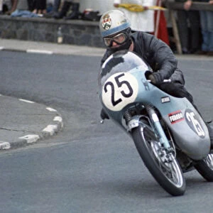 Robin Udall (Honda) 1969 Ultra Lightweight TT