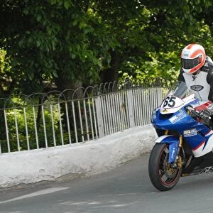 Rodger Wibberley (Kawasaki) 2009 Superbike TT