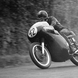 Roger Bowring (Triumph / Norton spl) 1962 Senior Manx Grand Prix
