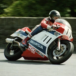 Roger Marshall (Honda) 1984 Formula One TT