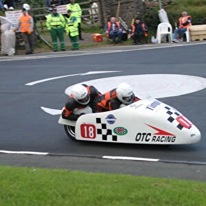 Roger Stockton & Peter Alton (Shelbourne) 2005 Sidecar TT