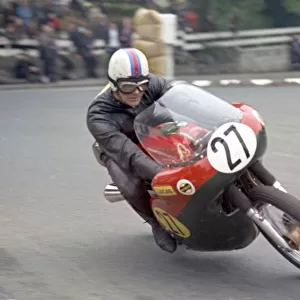 Roger Sutcliffe (Cowles Matchless Metisse) 1971 Senior TT