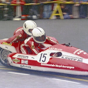 Rolf Biland & Kenny Williams (Yamaha) 1977 Sidecar TT