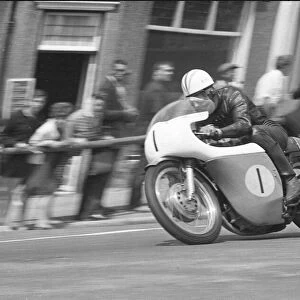 Ron Chandler (Matchless) 1967 Senior TT