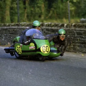Ron Coxon Francis Knights Triumph 1971 Sidecar TT Ron Coxon Francis Knights Triumph 1971 Sidecar TT